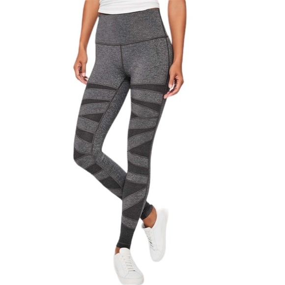 LULULEMON Wunder Under HR Tight SE Tech women’s size 4 grey black W5AWJS - Picture 1 of 8